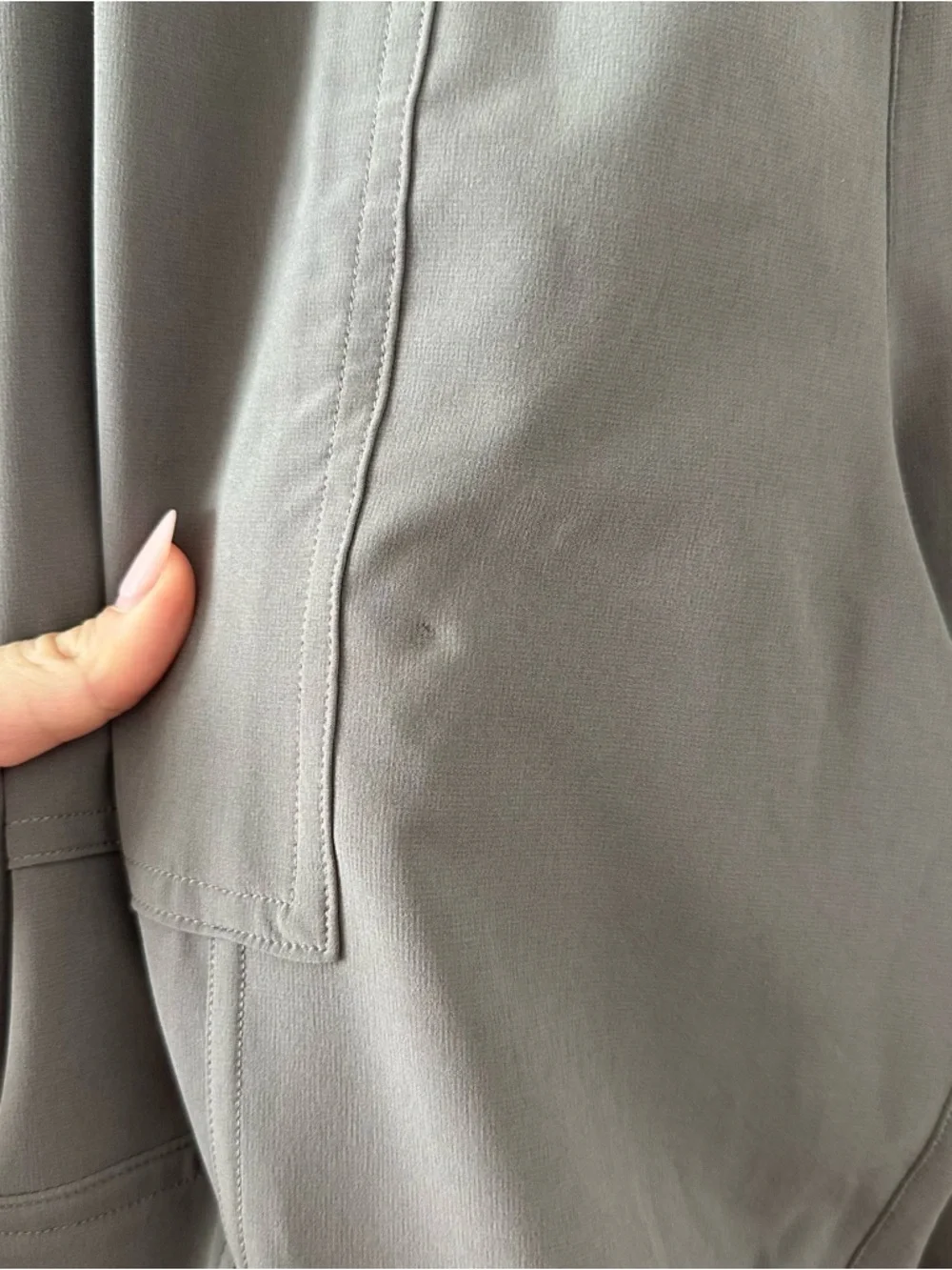 Spanx Out Of Office Cargo Joggers Sweatpants Smoke Taupe Brown Drawstring Small - Picture 7 of 13